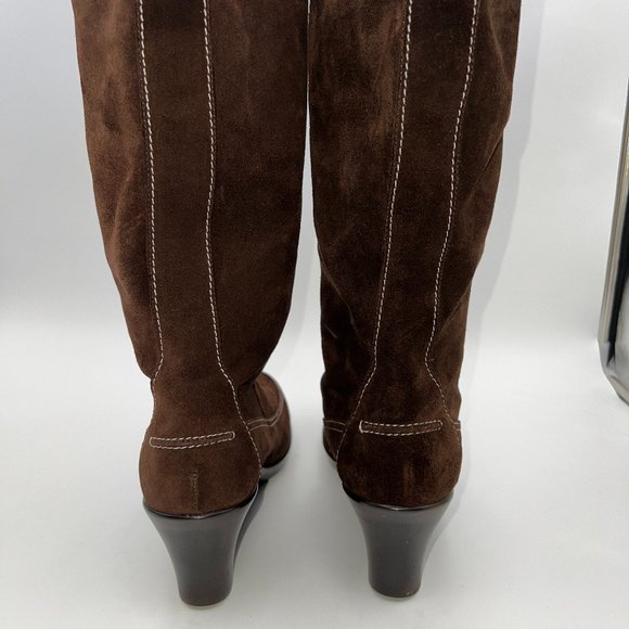 Crocs Dark Brown Suede Tall Boots Wedge Heels Sz 10.5 - Picture 4 of 8